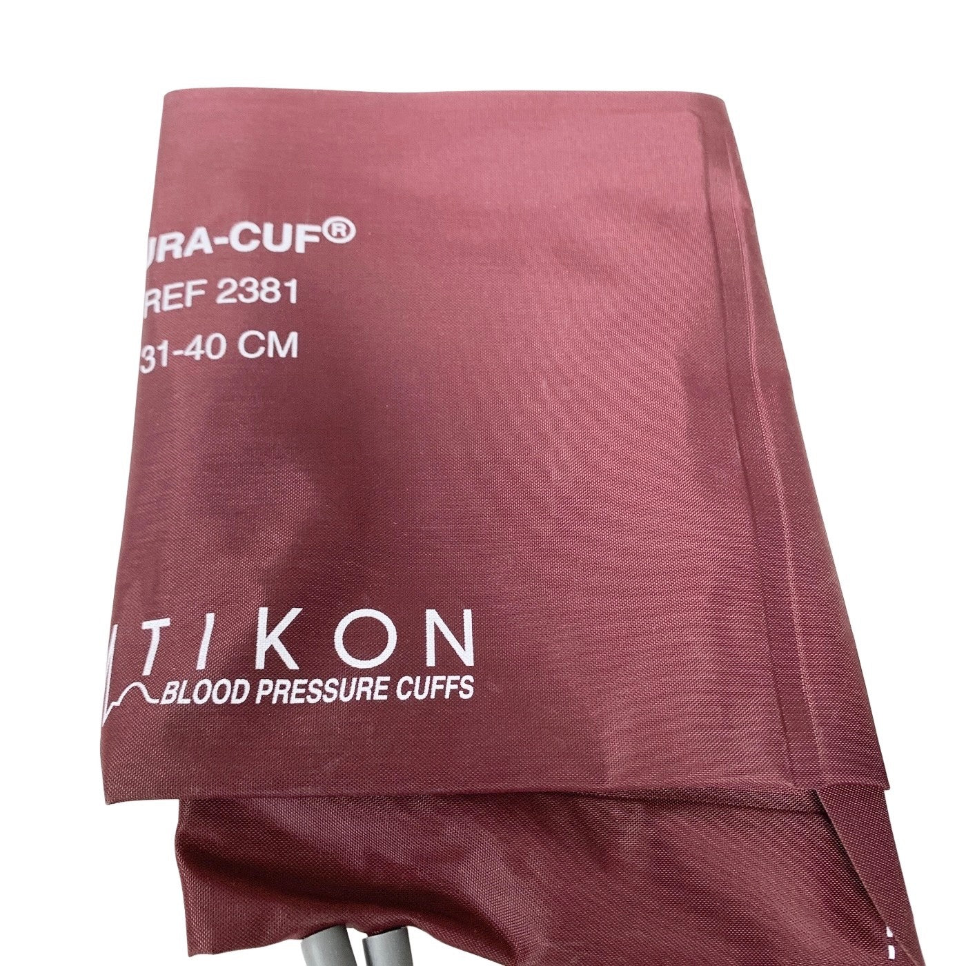 Critikon Ref 2381, Dura-Cuf Large Adult Blood Pressure Cuff 31–40cm