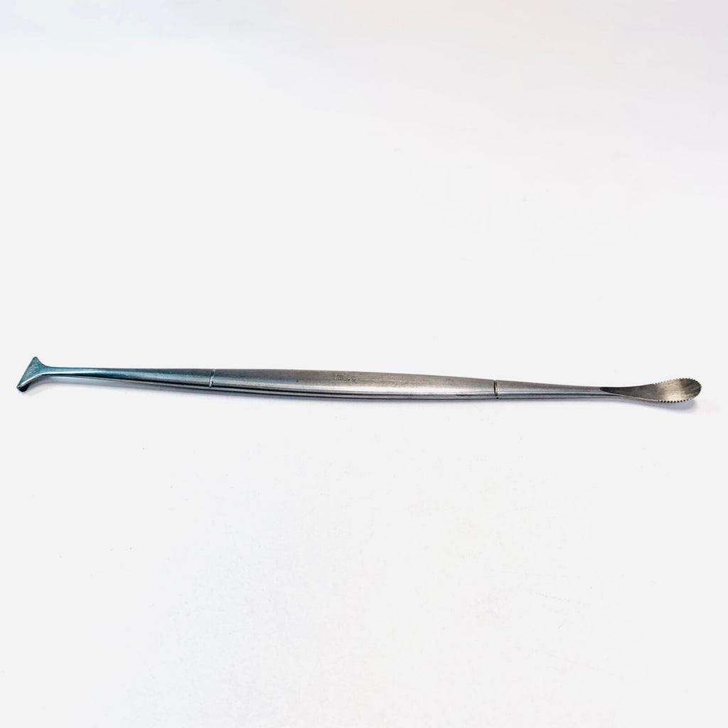 Lawton REF 81-0105, SURGICAL INSTRUMENT