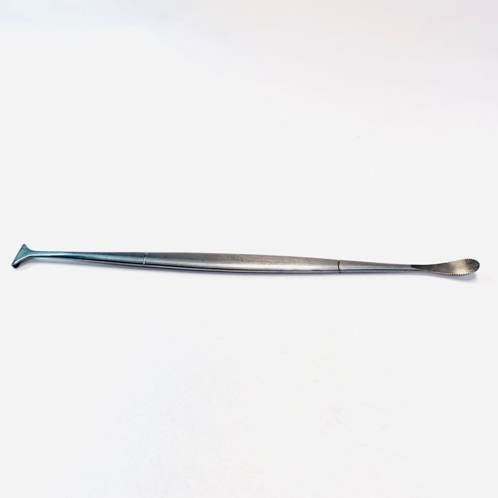 Lawton REF 81-0105, SURGICAL INSTRUMENT