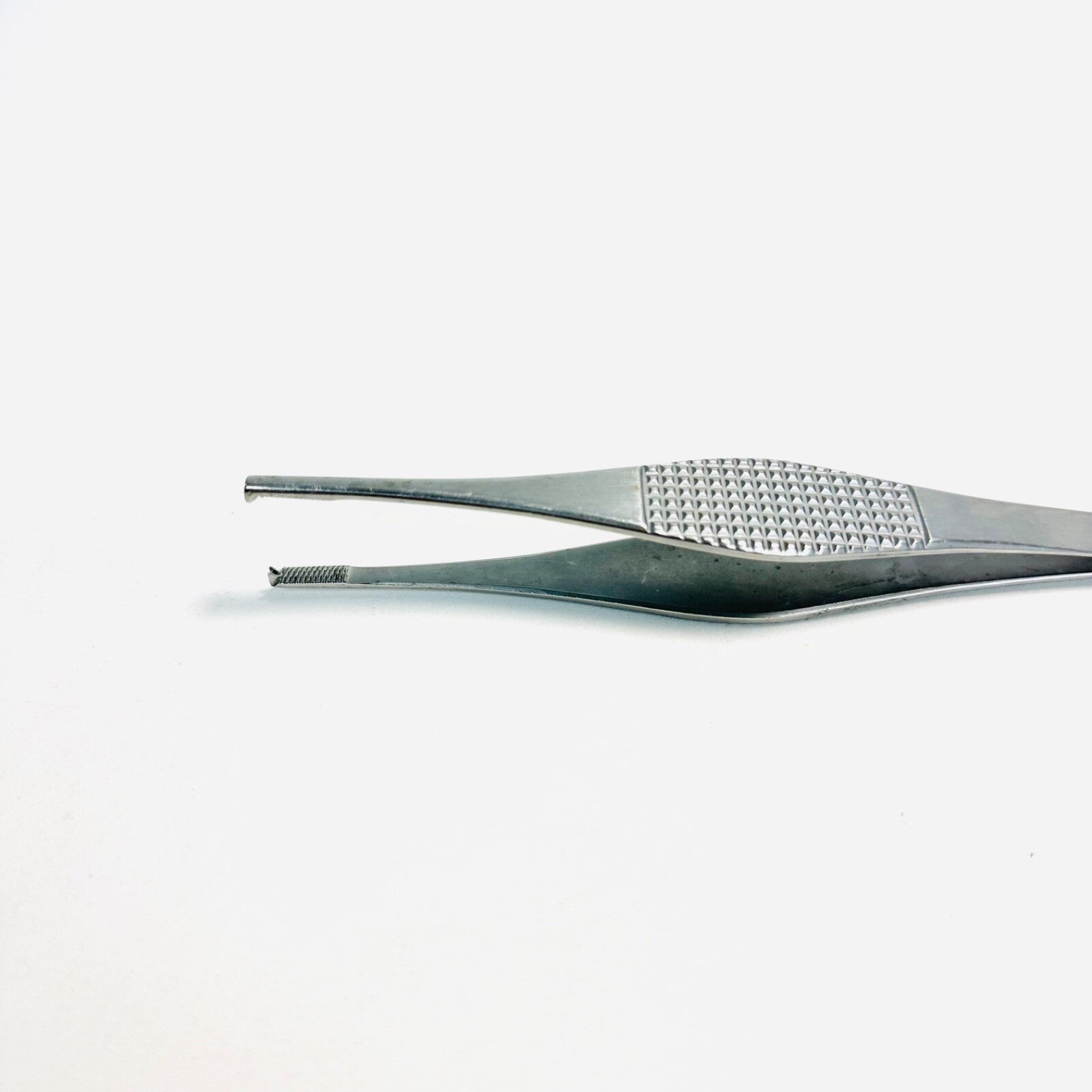 V. Mueller SU2510 Tissue Forceps Ferris-Smith, 2 X 3 Teeth 6-3/4 Inch Instrument