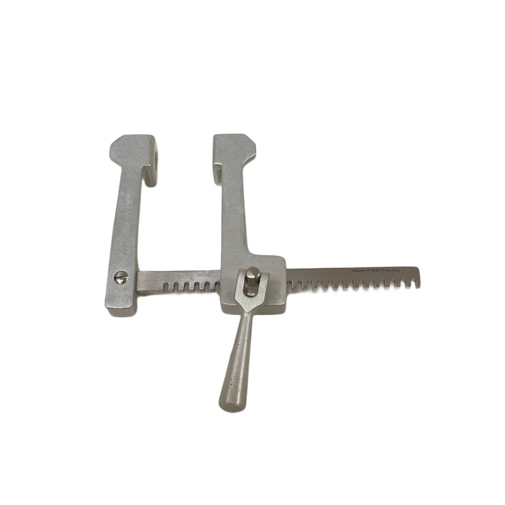 V. Mueller CH1260 FINOCHIETTO Spreaders Aluminum arms and blades instrument