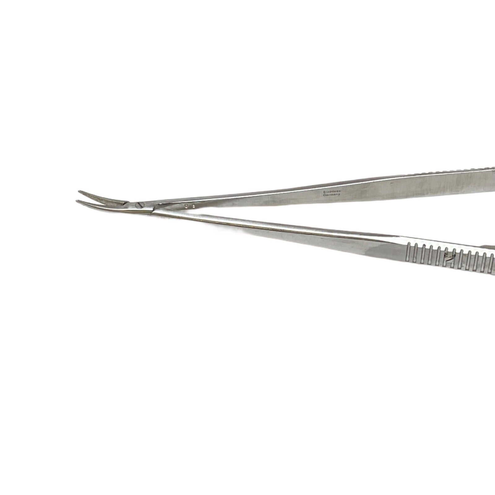 Boss Surgical 65-5267  Finetouch Flat Handle Curved W/ Lock Needle Holder 8.5 In