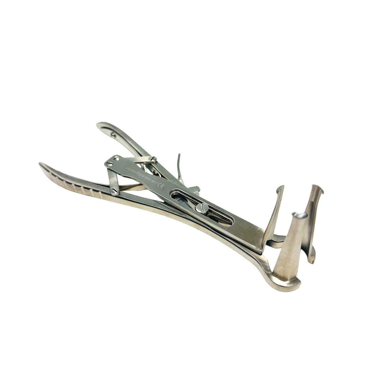 Stryker 702919 Tri-Blade Ratcheting Soft Tissue Retractor / Spreader 8″