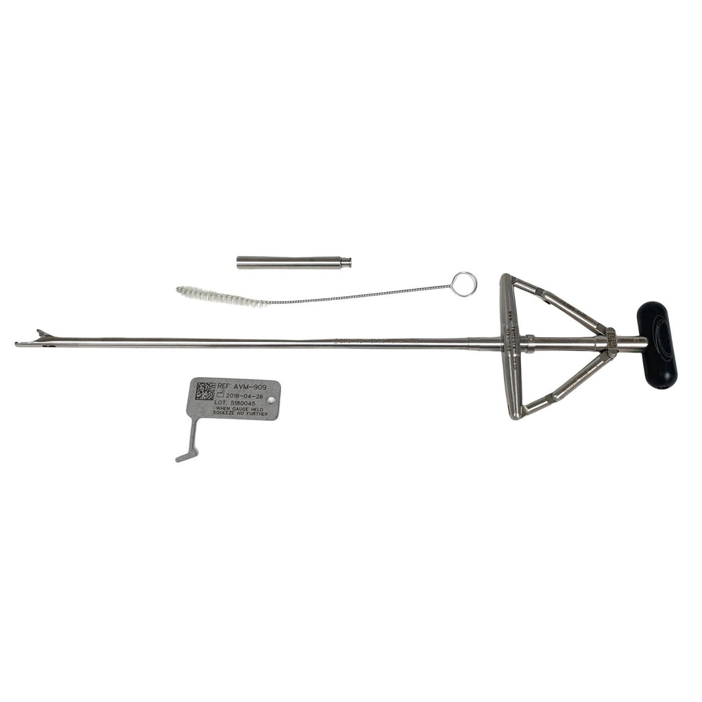 Femcare Nikomed 5180060-001 7mm Filshie Dual Incision Clip Applier w/ access.