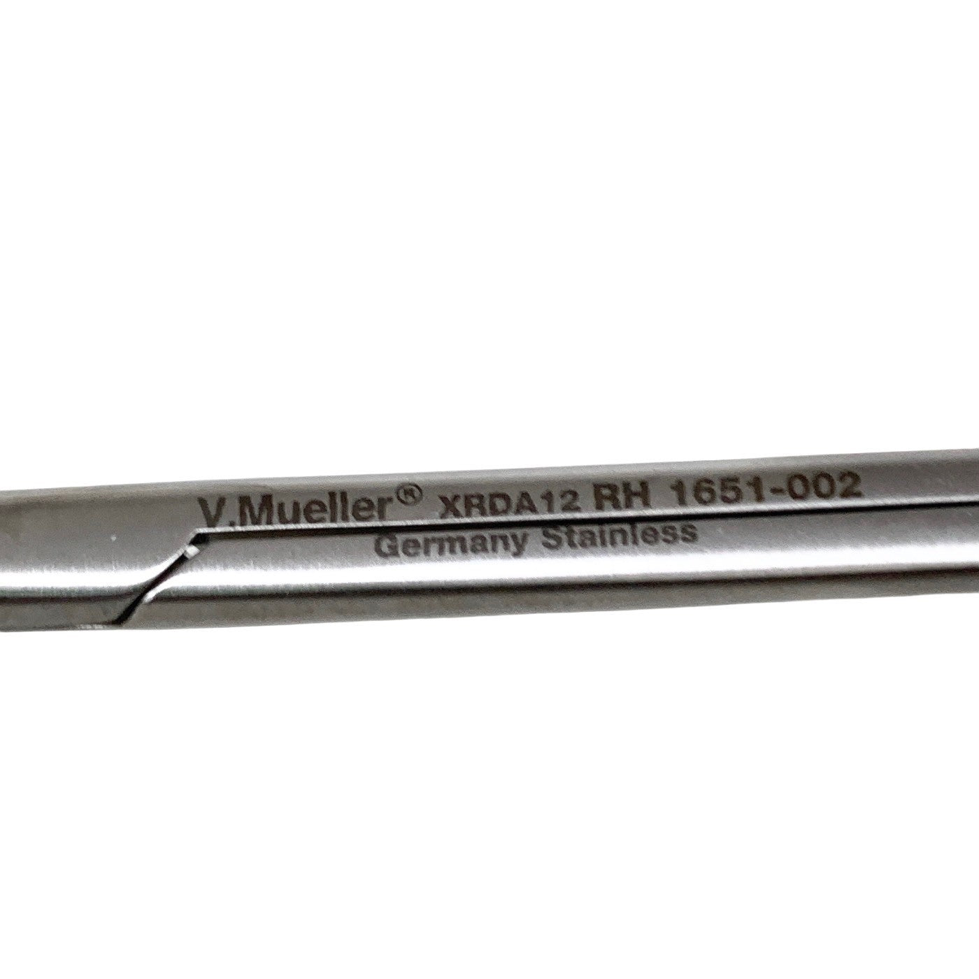 V. Mueller Ref RH1651-002, Surgical 5-3/4in Curved Vital Metzenbaum Scissors