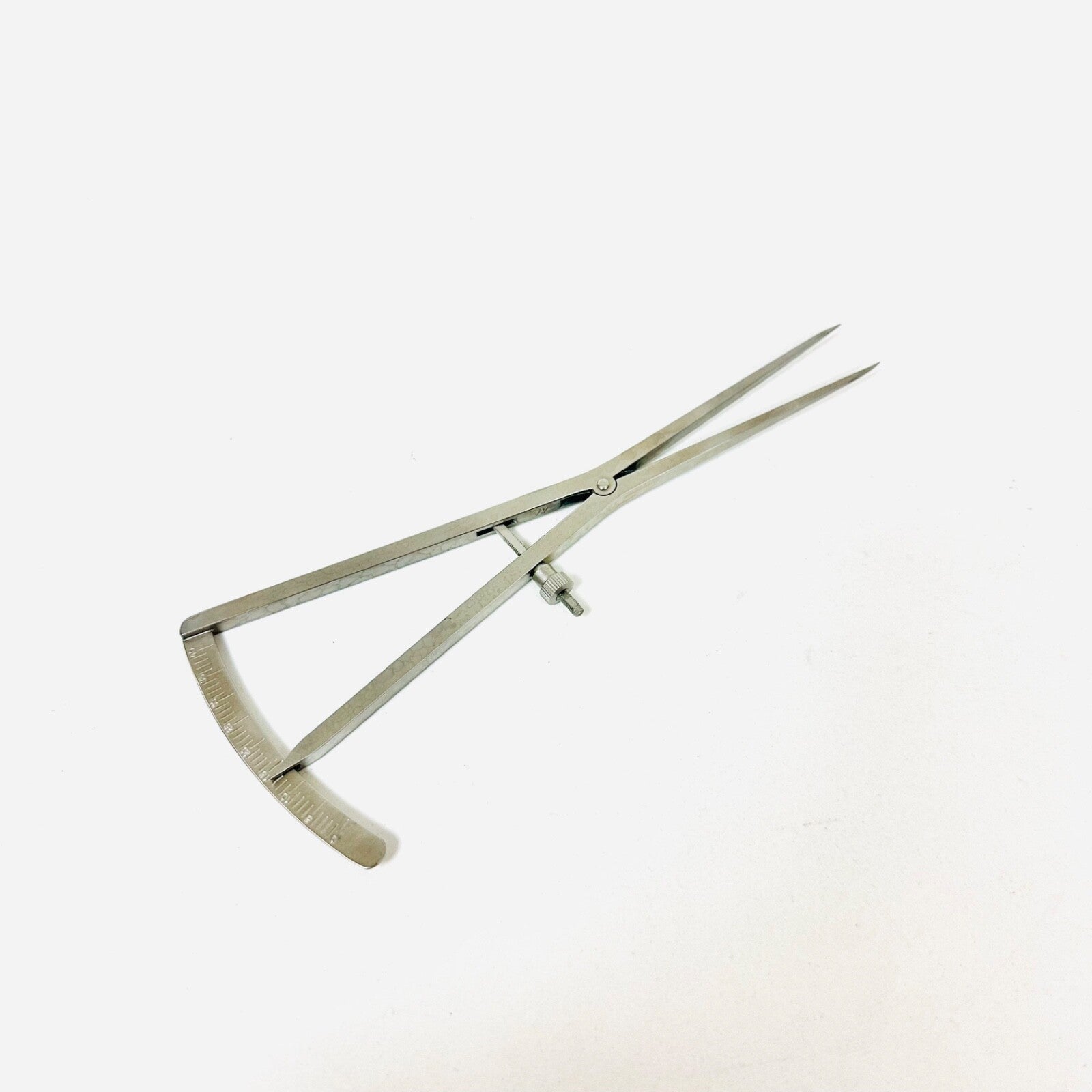 BOSS 78-1875 Castroviejo Caliper – straight 6.5″ instrument