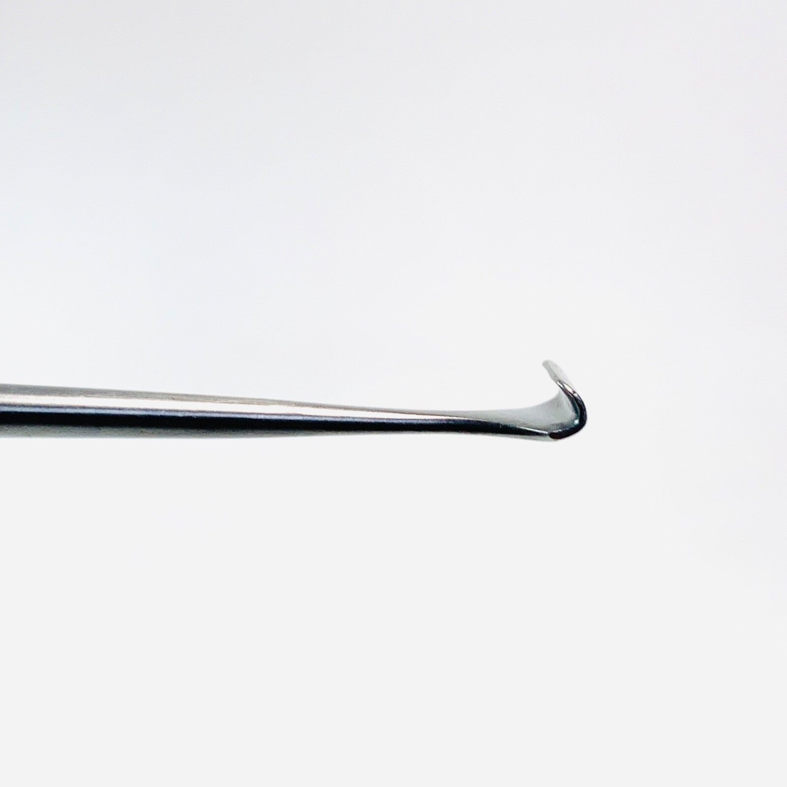 Lawton REF 81-0105, SURGICAL INSTRUMENT