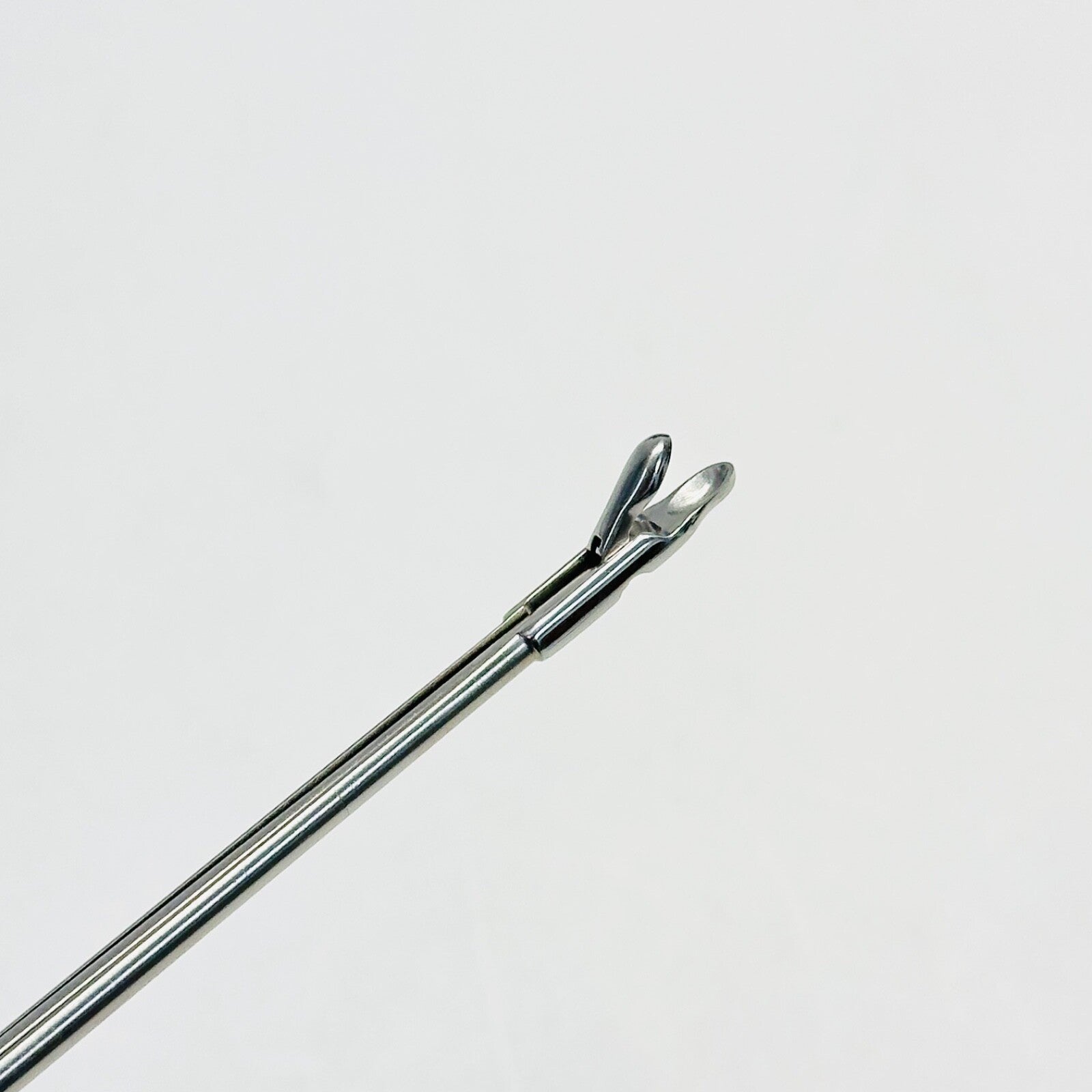 Smith & Nephew / Acufex 7207732 Rongeur, Raptor Grasper Instrument
