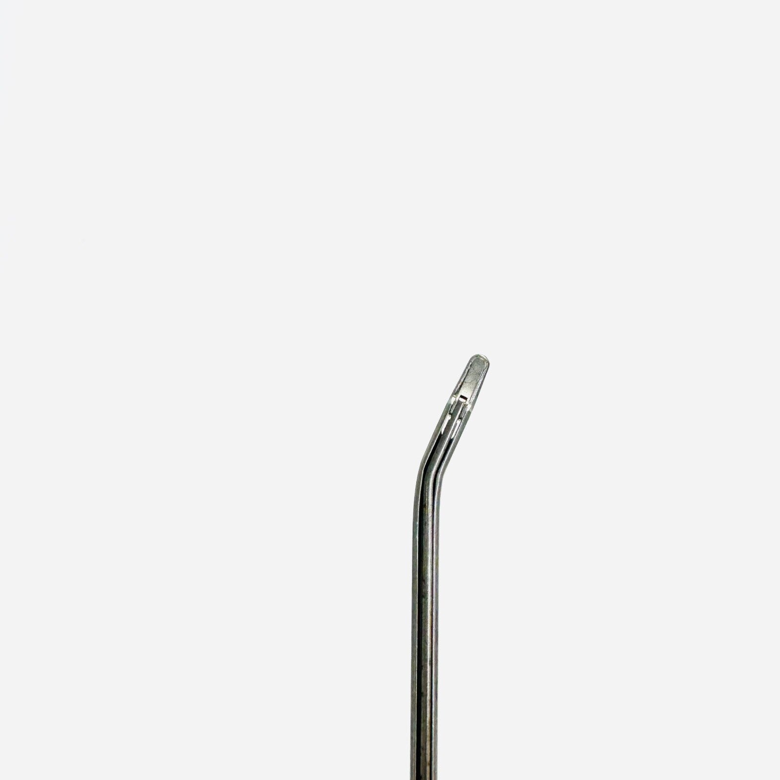 Medtrek 11-372  Punch, 15˚ right curved Instrument