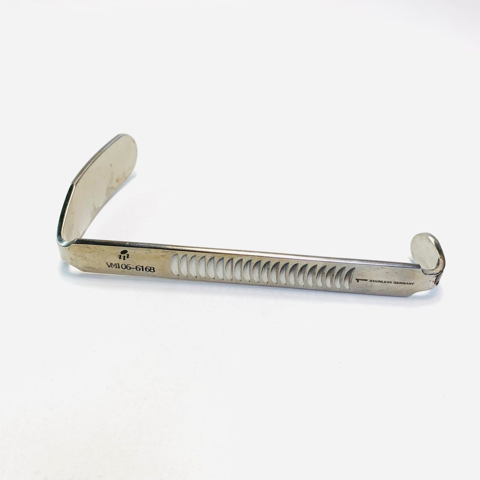 V.Mueller REF VM106-6168, RETRACTOR