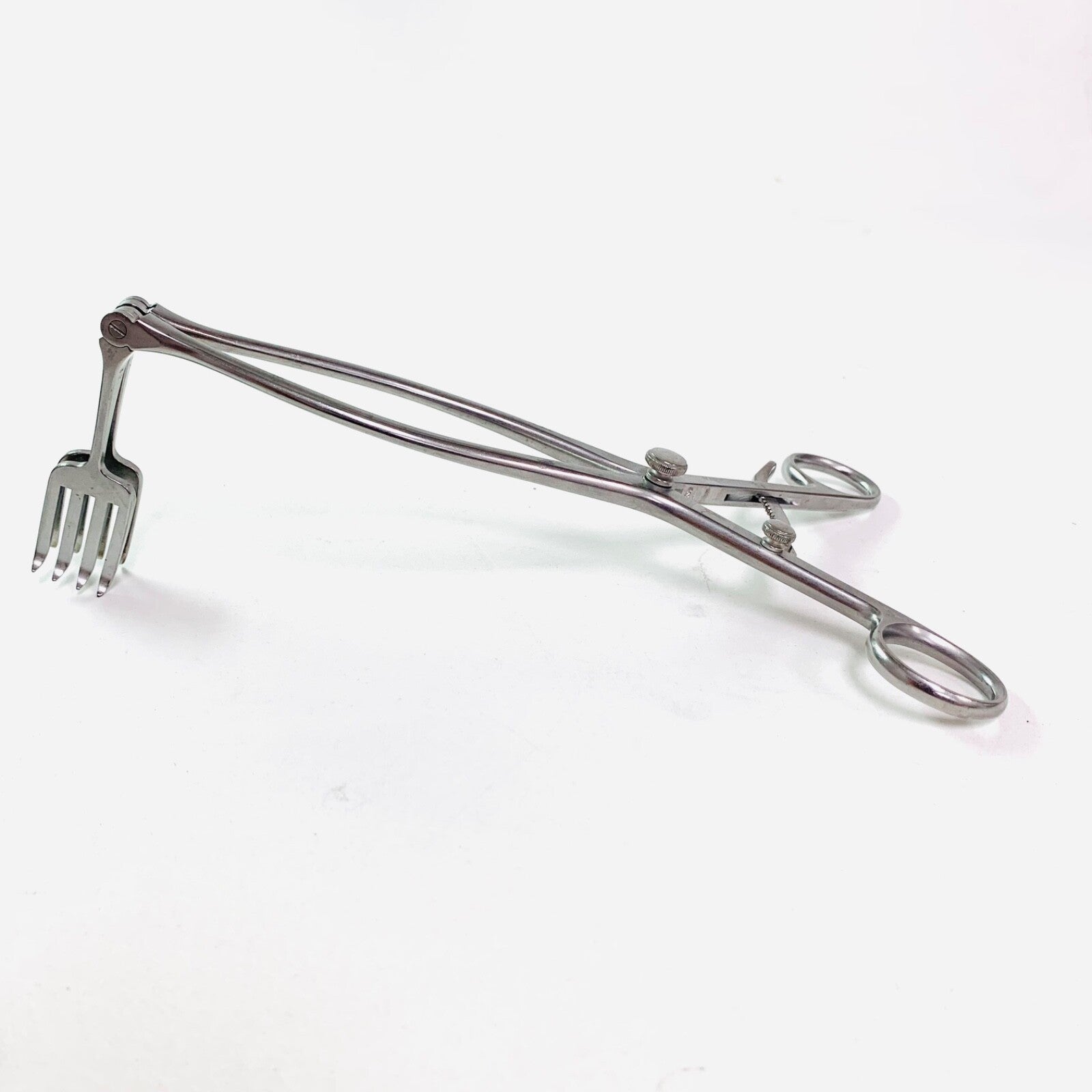 V. Mueller REF NL5412, Oberhill Laminectomy 4x4 Prong Retractor