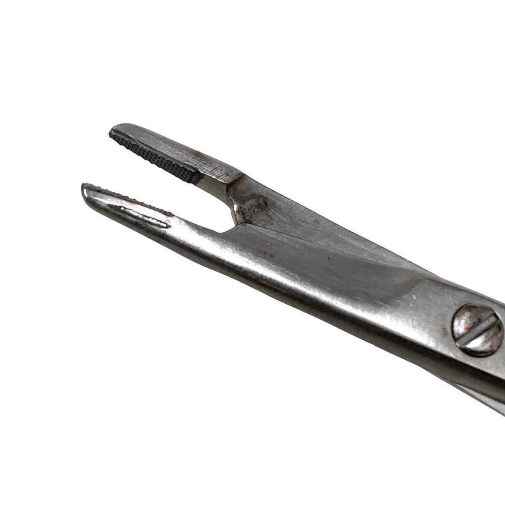 V. Mueller Ref SU16252, Needle Holder Olsen-Hegar 5-3/4 Inch