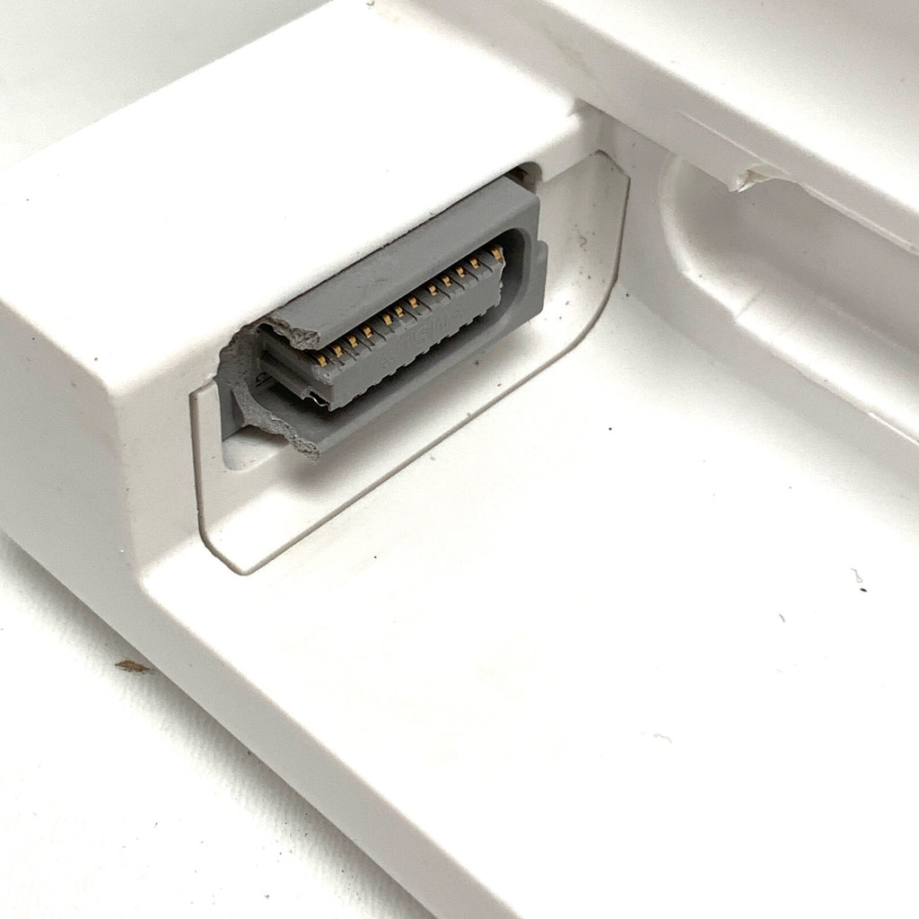 Philips Intellivue REF 867043, Intellivue Docking Station, Broken Connector