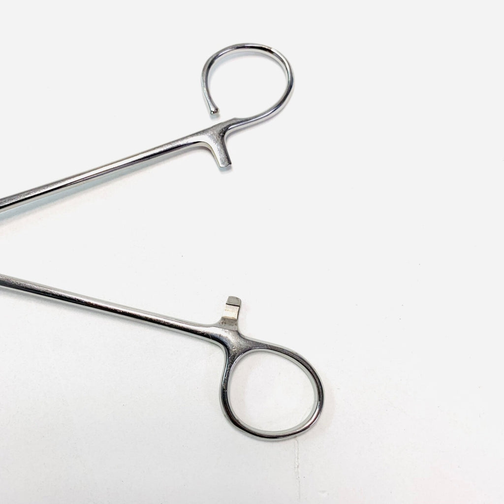 Weck REF 75-102, Curved Tissue Forcep