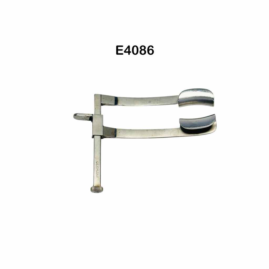 storz E4086 McKinney Eye Speculum 2.4 inches Instrument