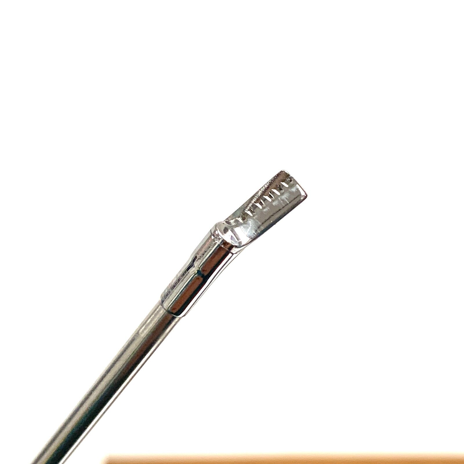 Symmetry Surgical REF 1010209, Access Scissor, 20°, Serrated, Right, Rotary Loop