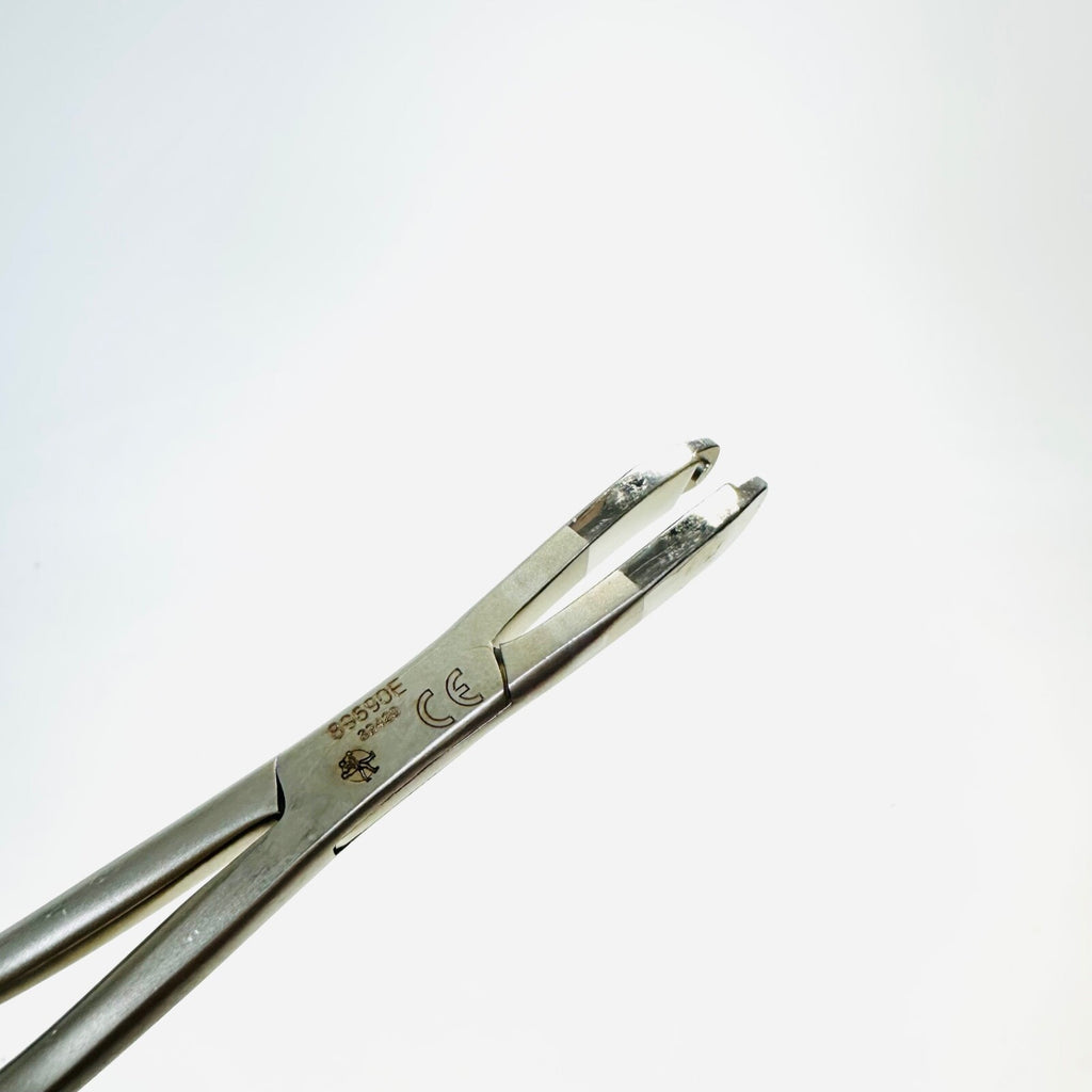 Medtronic 89690E Implant Holder Curved Reduced Forceps Instrument