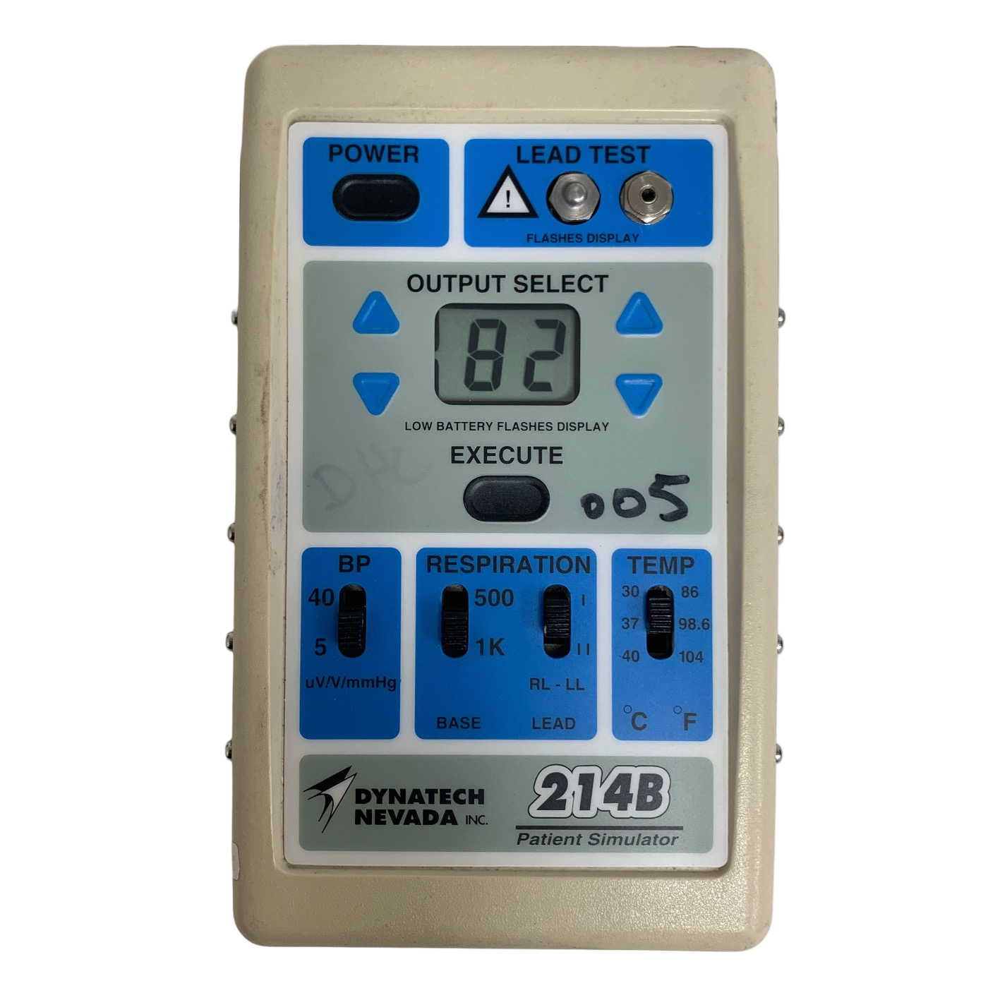 DYNATECH NEVADA PATIENT SIMULATOR MODEL 214B - Lost Battery Cover