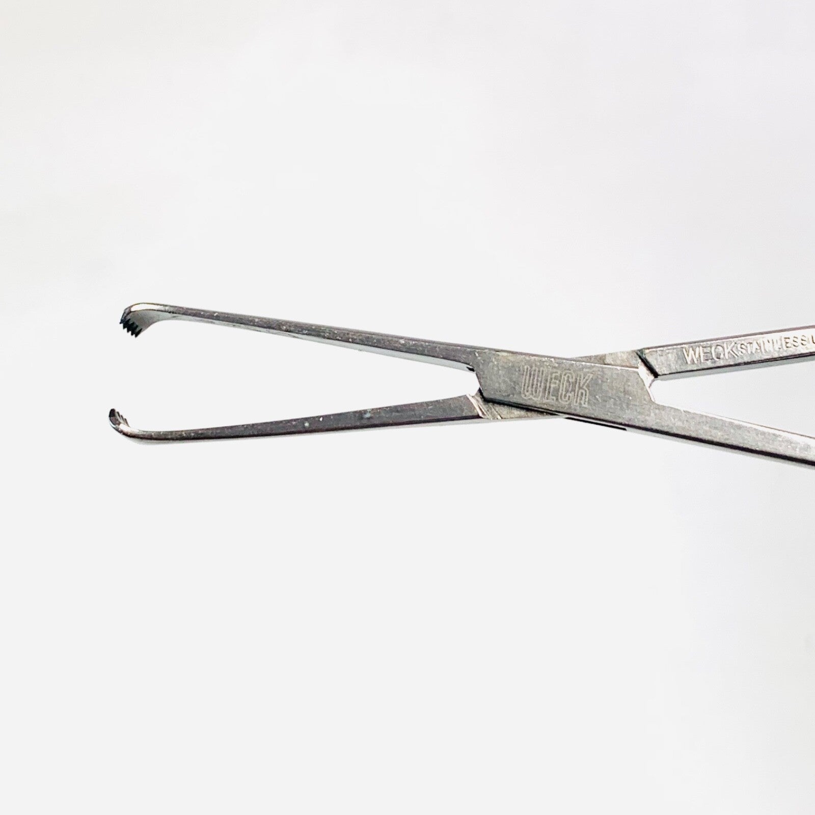 Weck REF 714-100, SURGICAL FORCEPS