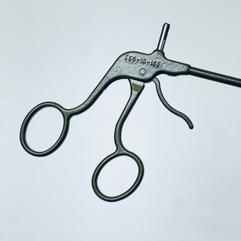 STRYKER REF 250-10-108 Monopolar Insulated Dissecting Grasper