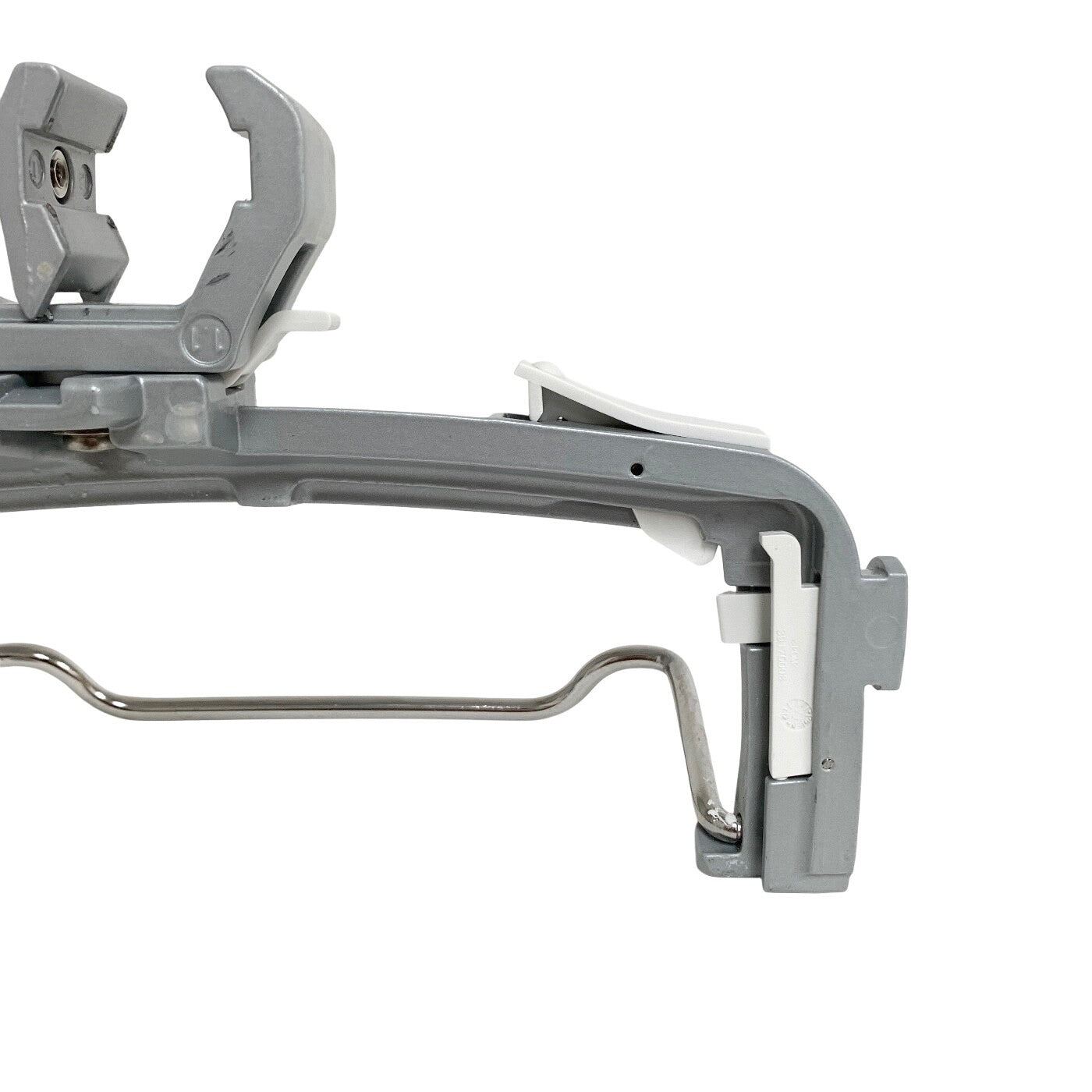 B. BRAUN REF 8713130, PUMP MOUNT CLAMP