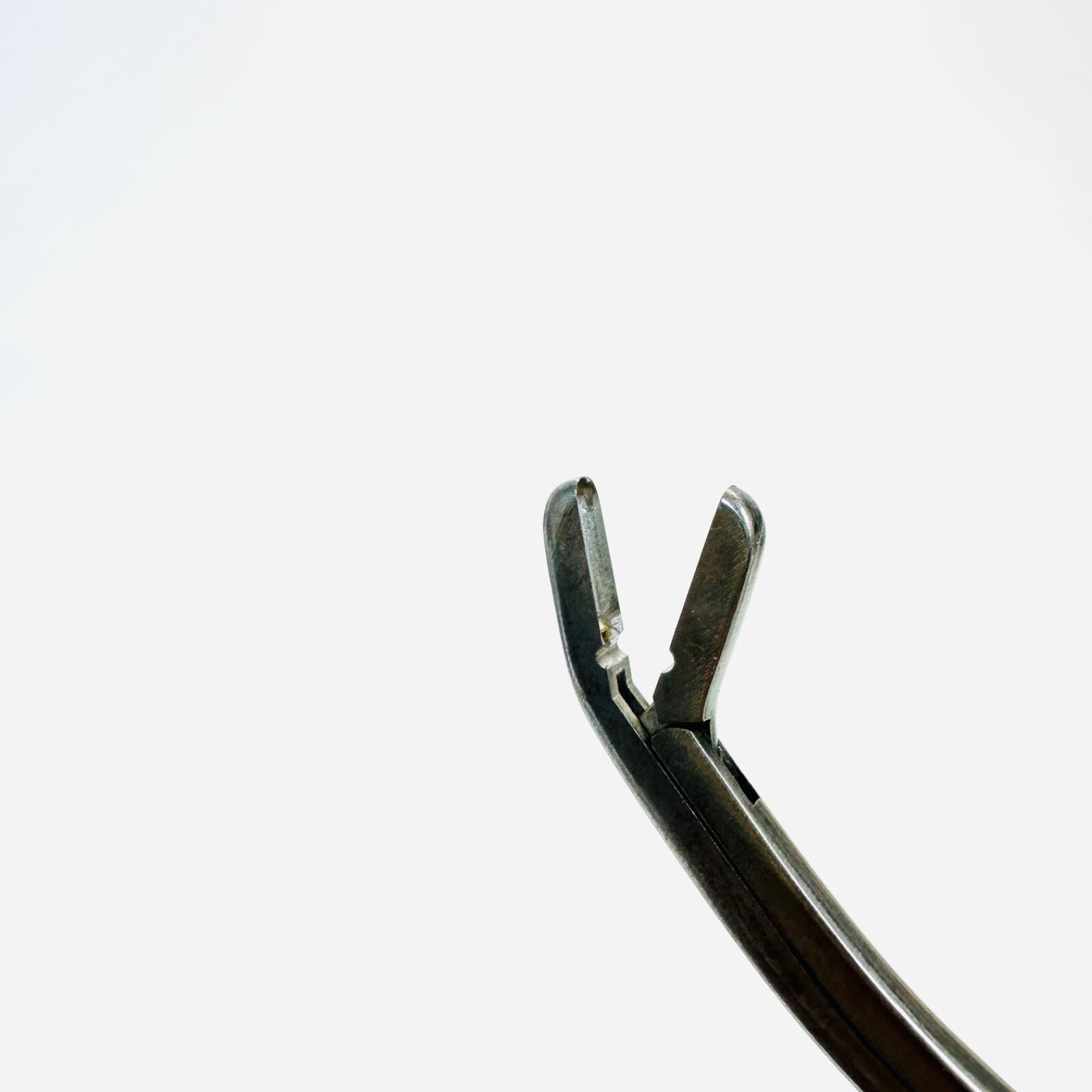 Medtronic E-9170221 Biopsy Forcep Upside Curved 3mm  Instrument