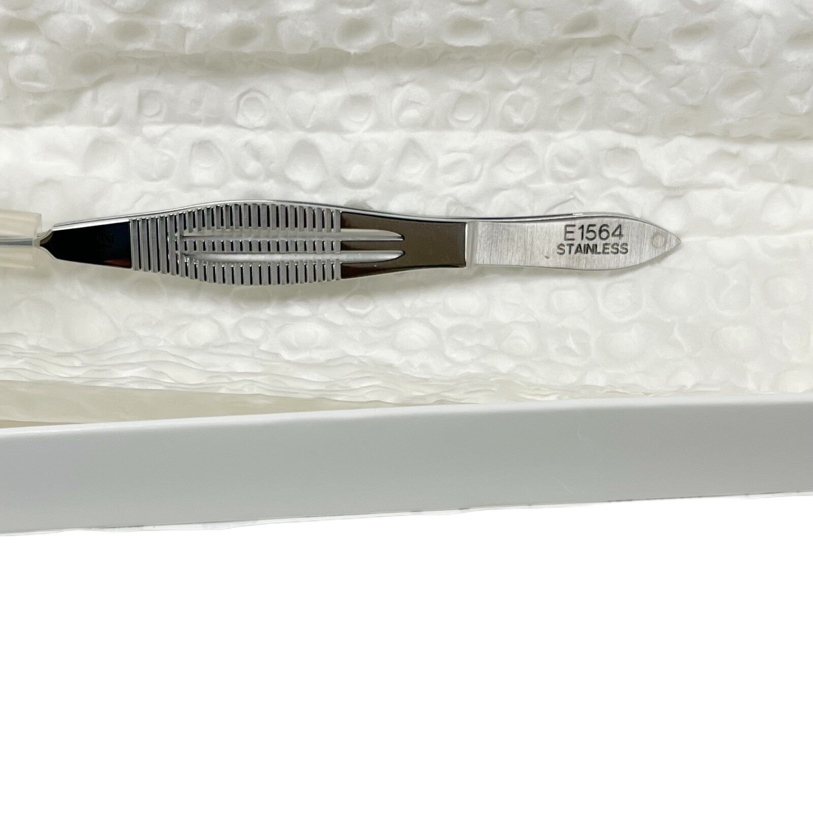Bausch & Lomb REF E1564 FORCEP SUTURING OSHER