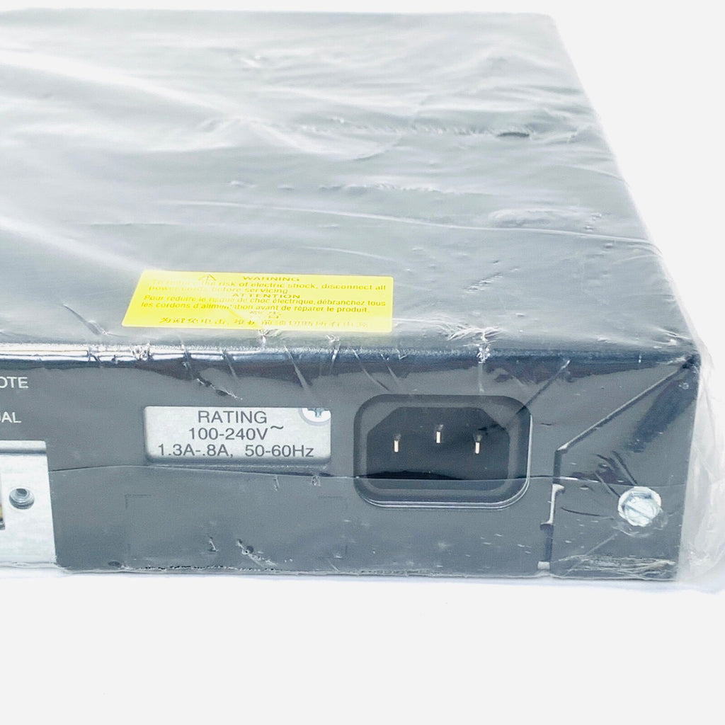Cisco Systems REF WS-C2960-24TC-L, Catalyst 2960 Series 24 Port Switch