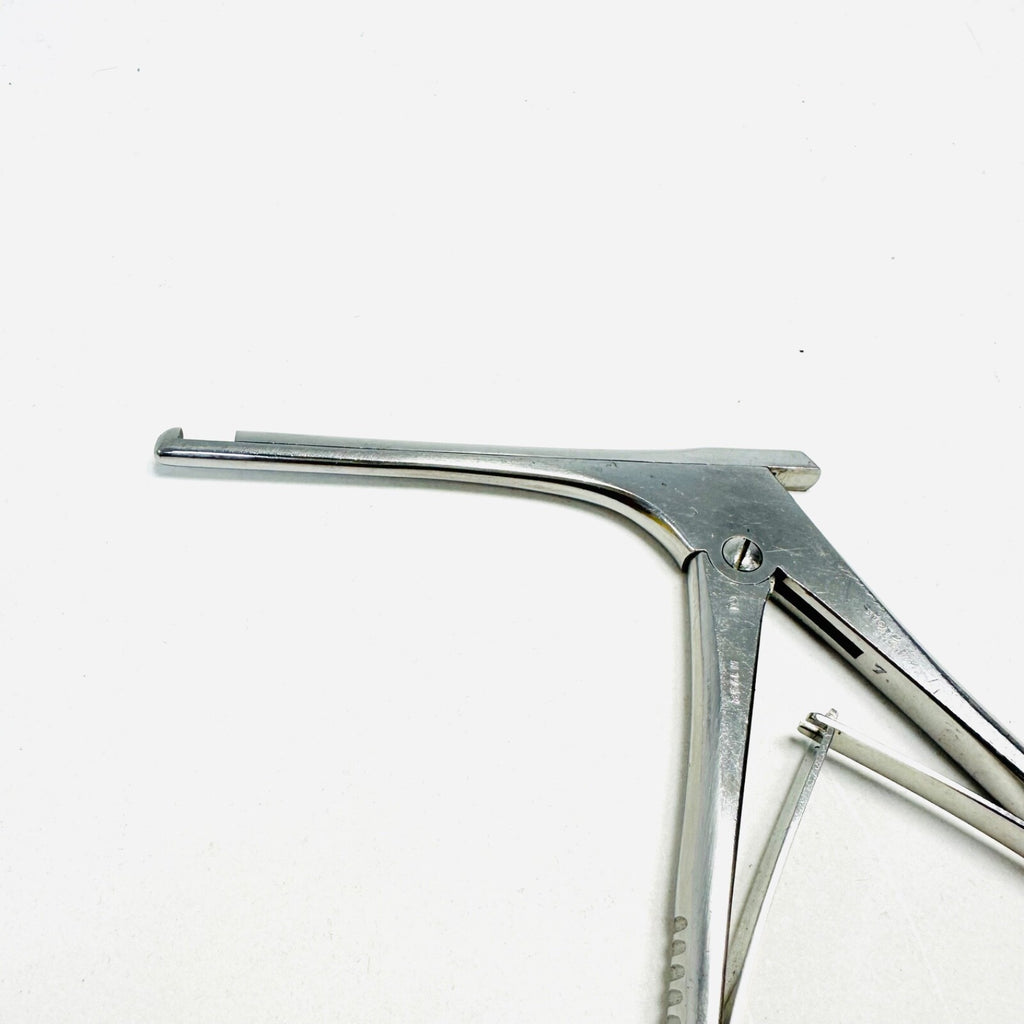 Storz N1952 Kerrison Rongeur #2,  4.5mm X 3.5mm Bite 5.9 Inch Instrument