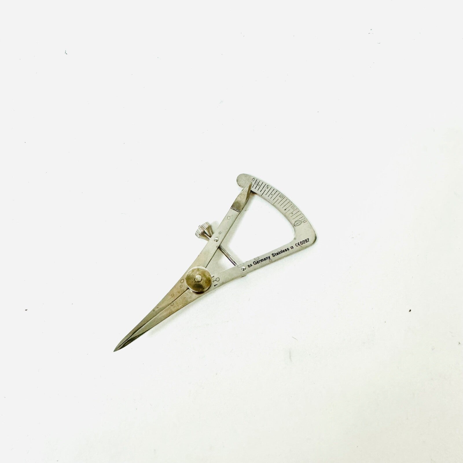 JARIT INTEGRA 360-250 Castroviejo Caliper Straight, 3-1/4" Instrument