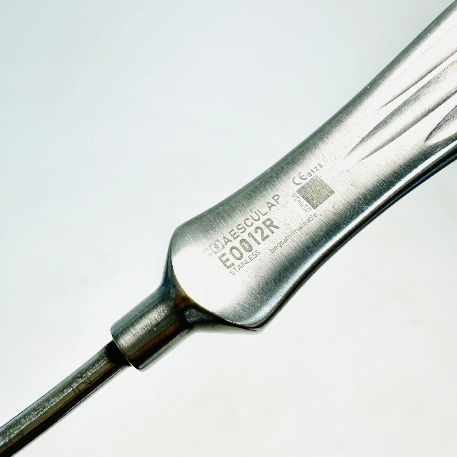 AESCULAP E0012R Probe Sims Malleable Curved Tip 4 mm Tip X 13 Inch