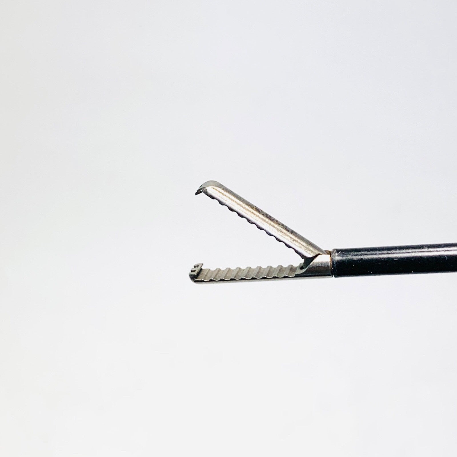 R. Wolf REF 8393.0002, Grasping Forceps Rotating Handle