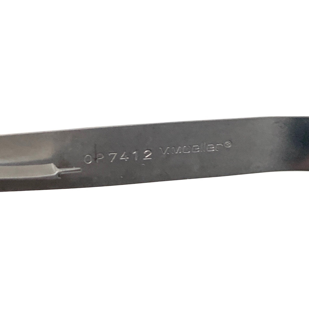 V. Mueller REF OP7412, Castroviejo Straight Smooth Jaw Needle Holder 5.5
