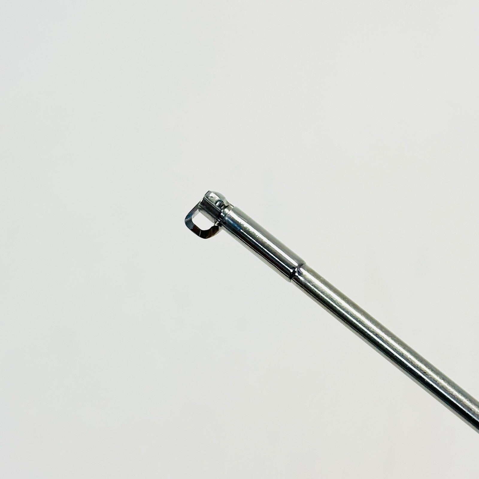 Smith & Nephew / Acufex 010912 Basket Punch, Rotary 90° 2.2 mm Left Instrument