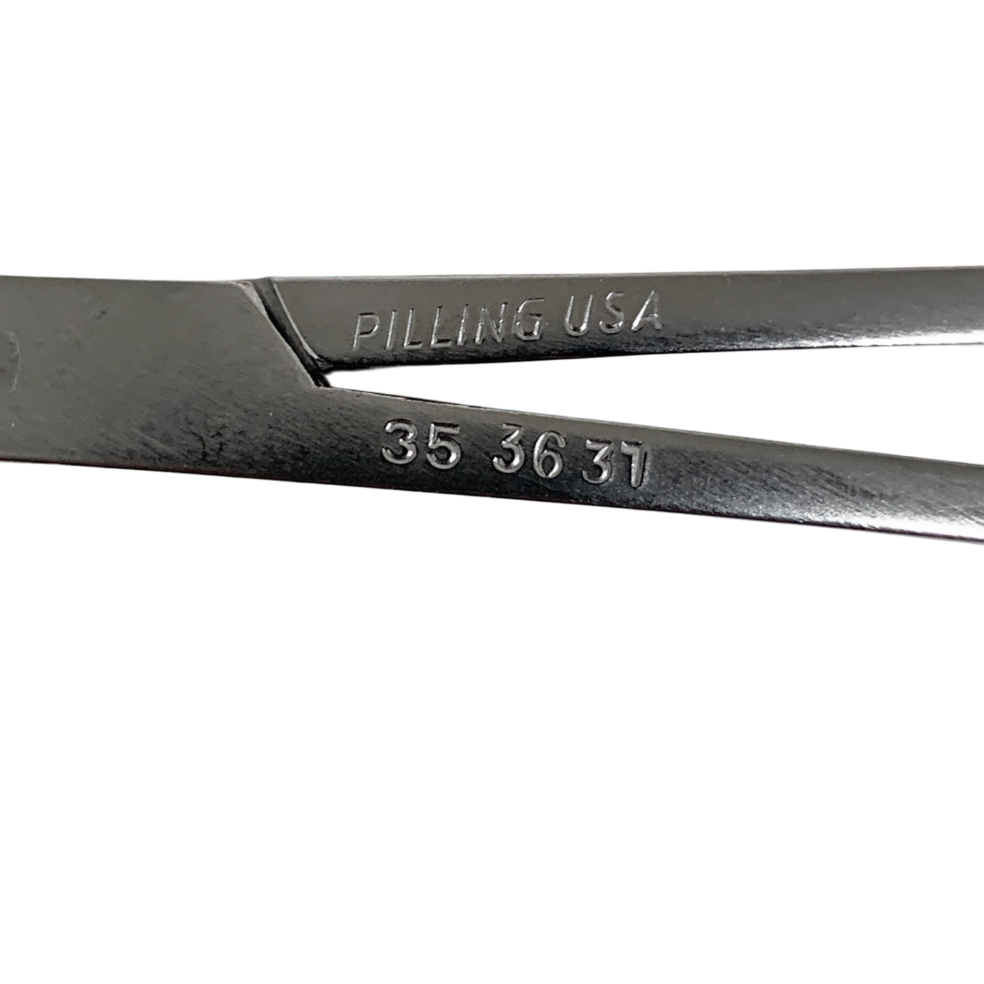 Pilling LOT OF 2 35-3631 & 35-3630 DeBakey Medium Surgical Clamp 10.5"