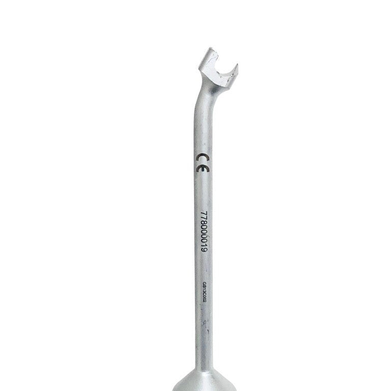 MEDTRONIC REF 778000019, 6.35 ANGLED OSTEOTOME