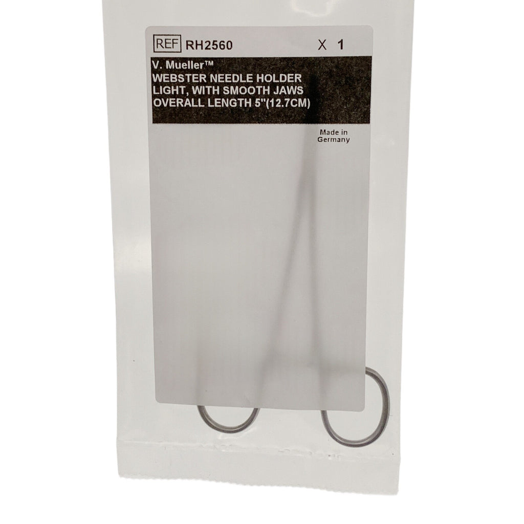 V. Mueller REF RH2560, WEBSTER NEEDLE HOLDER LIGHT, WITH SMOOTH JAWS