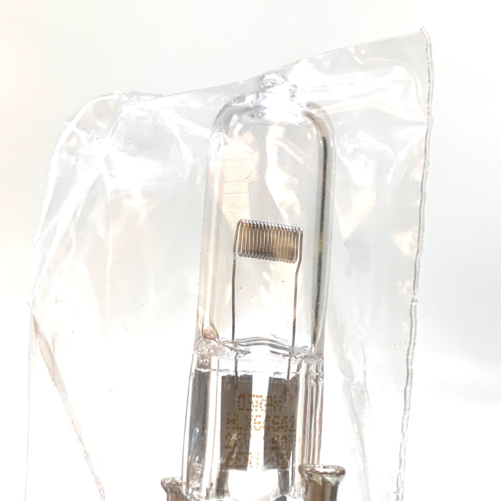 Trumpf REF 8800100, 150 Watts Helion Bulb, Halogen, L/TL 701