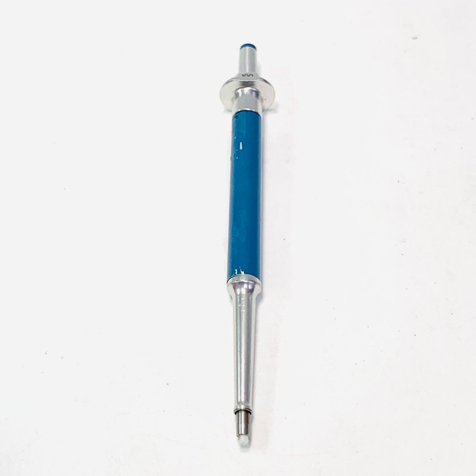 MLA Precision Pipette, 100µL Delivery Blue