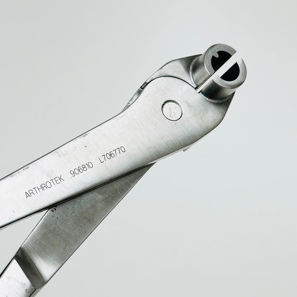 Arthrotek / W. Lorenz 28-1015 / 906810 10mm BTB Crimping Pliers Instrument