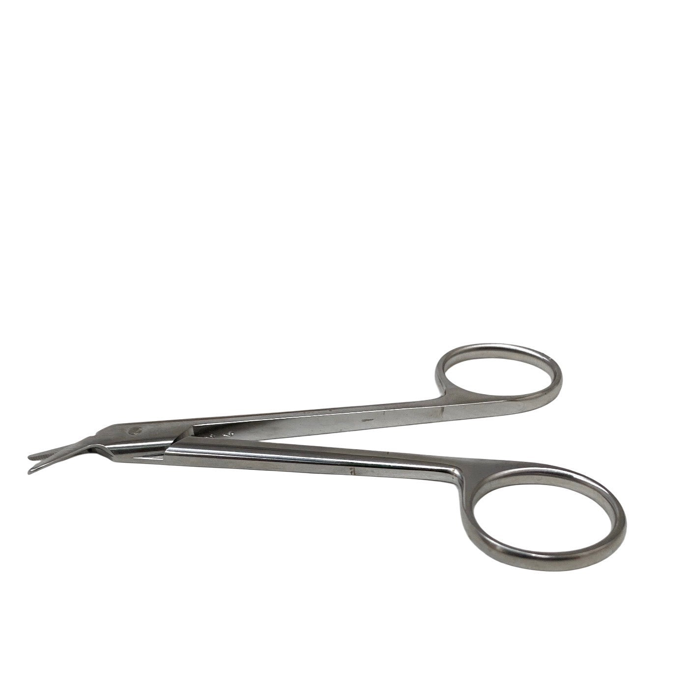Aesculap DP551R Wire Cutting Scissors 4 3/4" Angled Serrated Blunt/Blunt 120mm