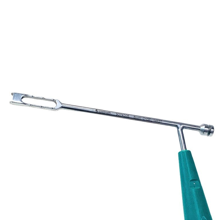 Medtronic REF 9074008, 8MM CHISEL MAST
