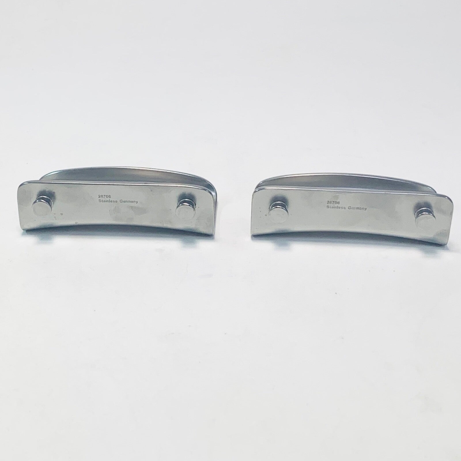 Medtronic REF 28706, OCTOBASE Retractor Blade, LOT OF 2