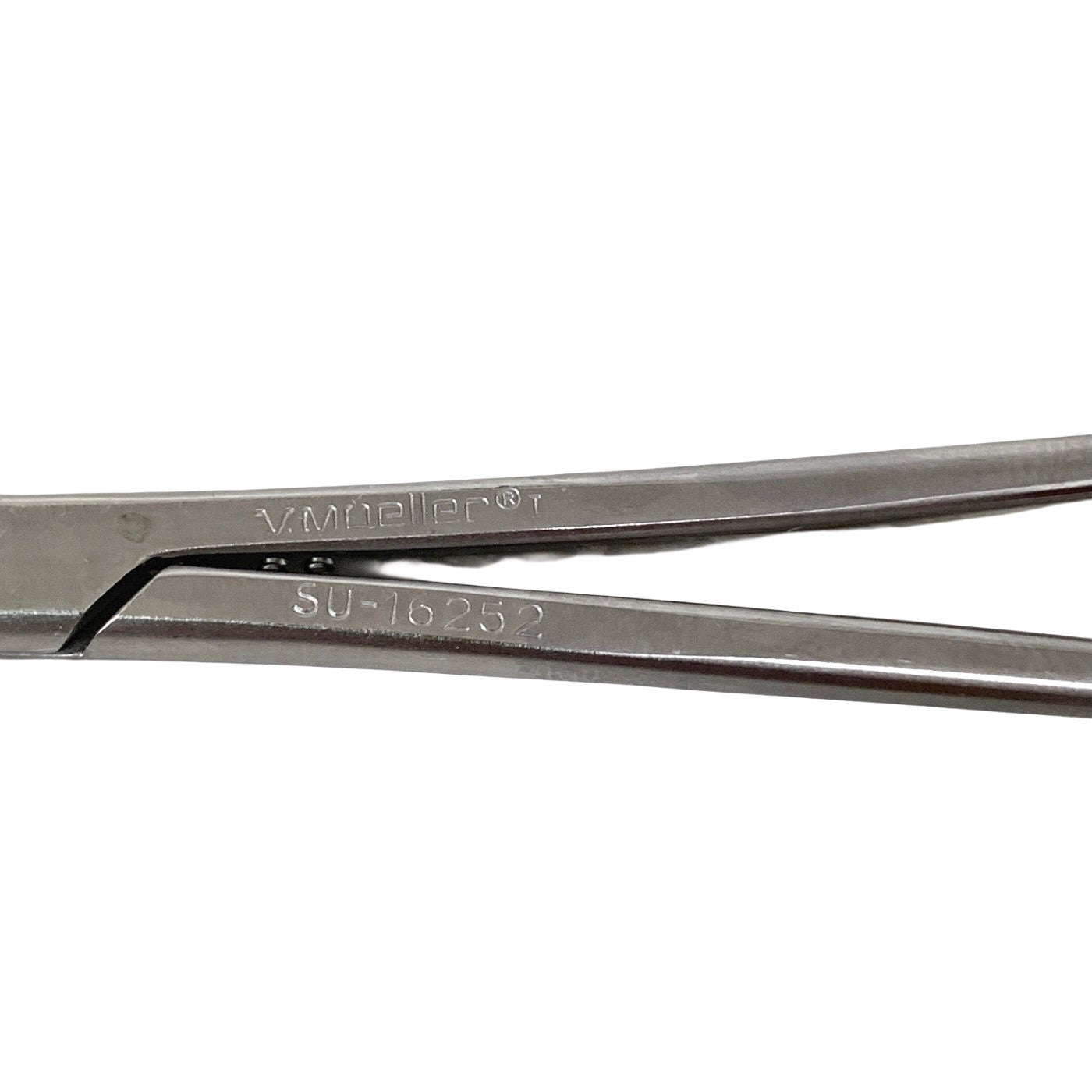 V. Mueller Ref SU16252, Needle Holder Olsen-Hegar 5-3/4 Inch