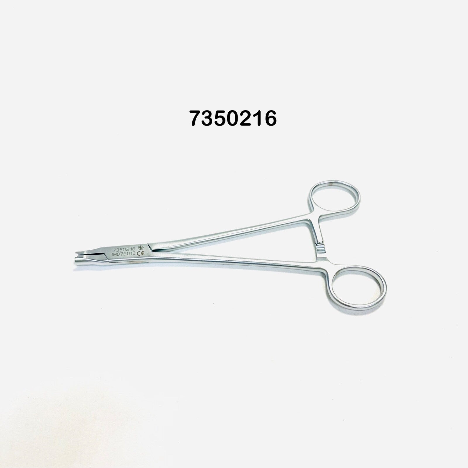 Medtronic 7350216 Straight Hook Holder Instrument