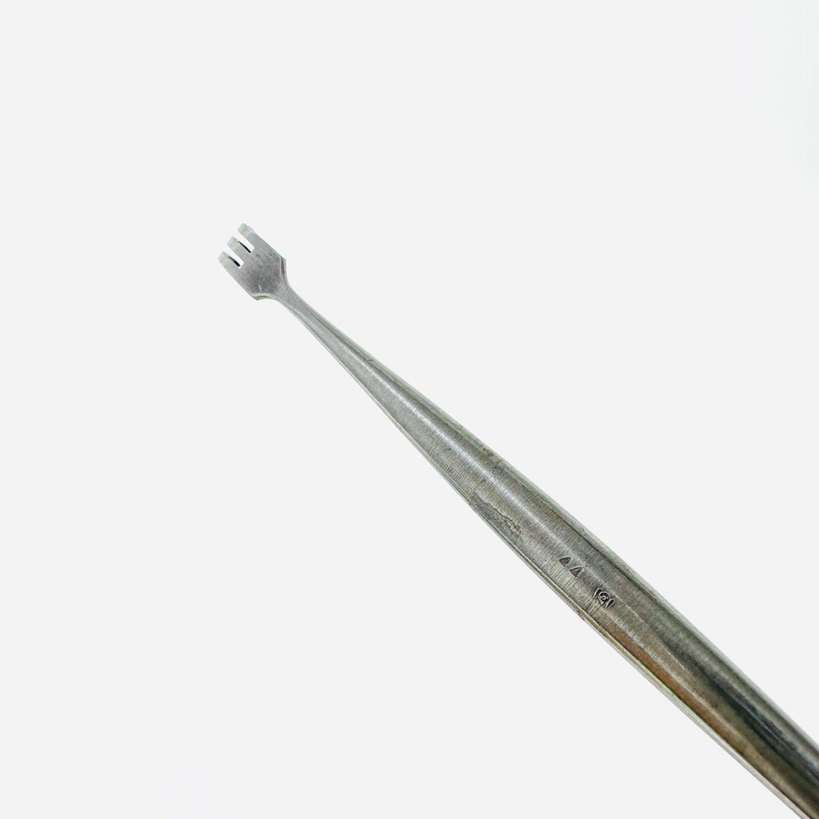 Ssi Surgical 3-Claw / Prong Skin Retractor 6.5 inch Instrument