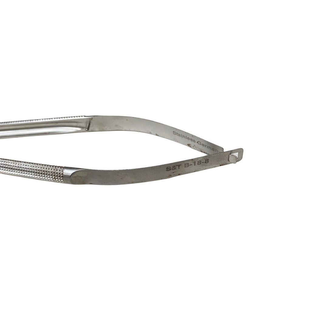 S&T REF B-18-8, CURVED NEEDLE HOLDER