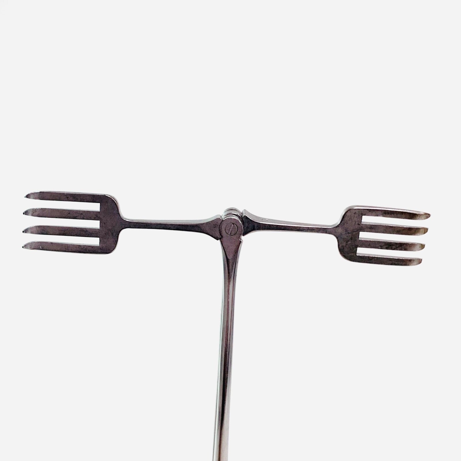 V. Mueller REF NL5412, Oberhill Laminectomy 4x4 Prong Retractor