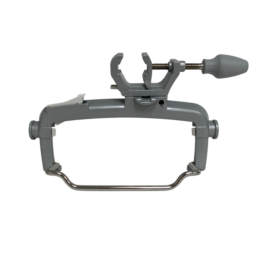 B. BRAUN REF 8713130, PUMP MOUNT CLAMP