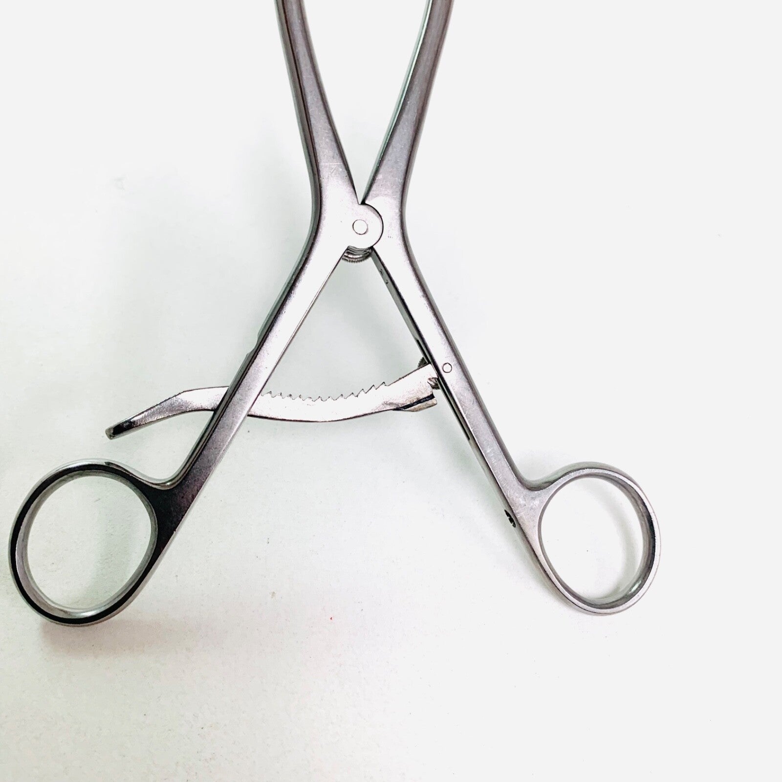 V. Mueller REF NL5412, Oberhill Laminectomy 4x4 Prong Retractor